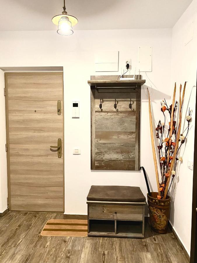 Urban Guesthouse Brasov Luaran gambar